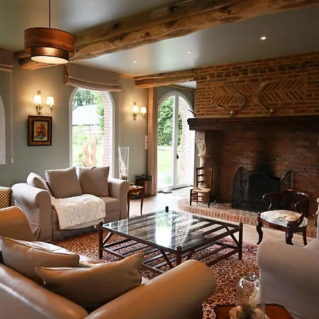 Domaine Des Agapanthes - Maison & D'hotes *
